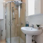 Apartment Gem With Terrace Close To The Sea